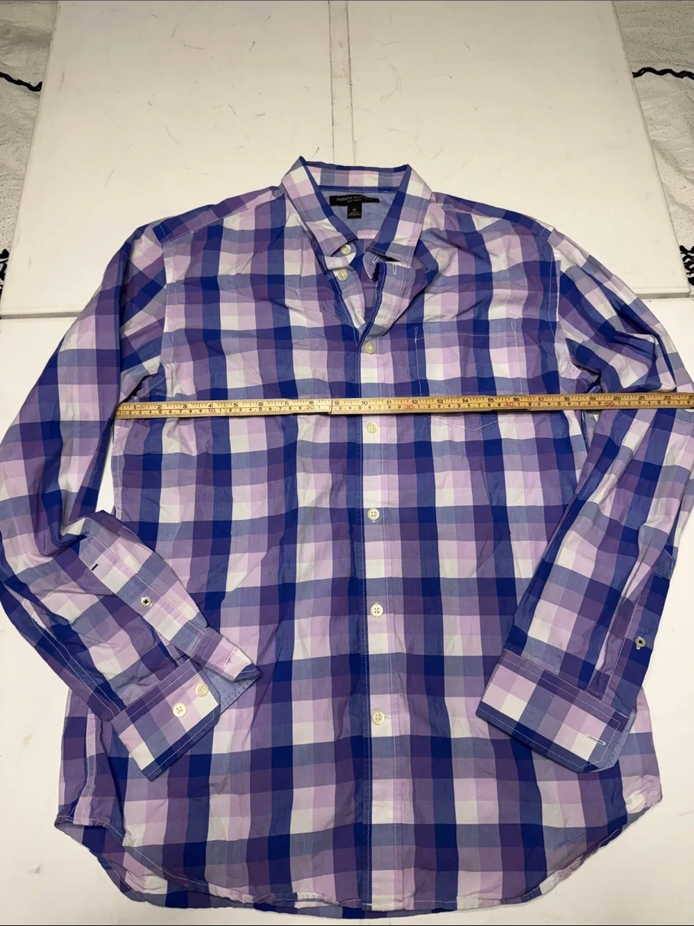 Banana Republic Men’s Medium Purple Plaid Button-Down Shirt Long Sleeve Cotton
